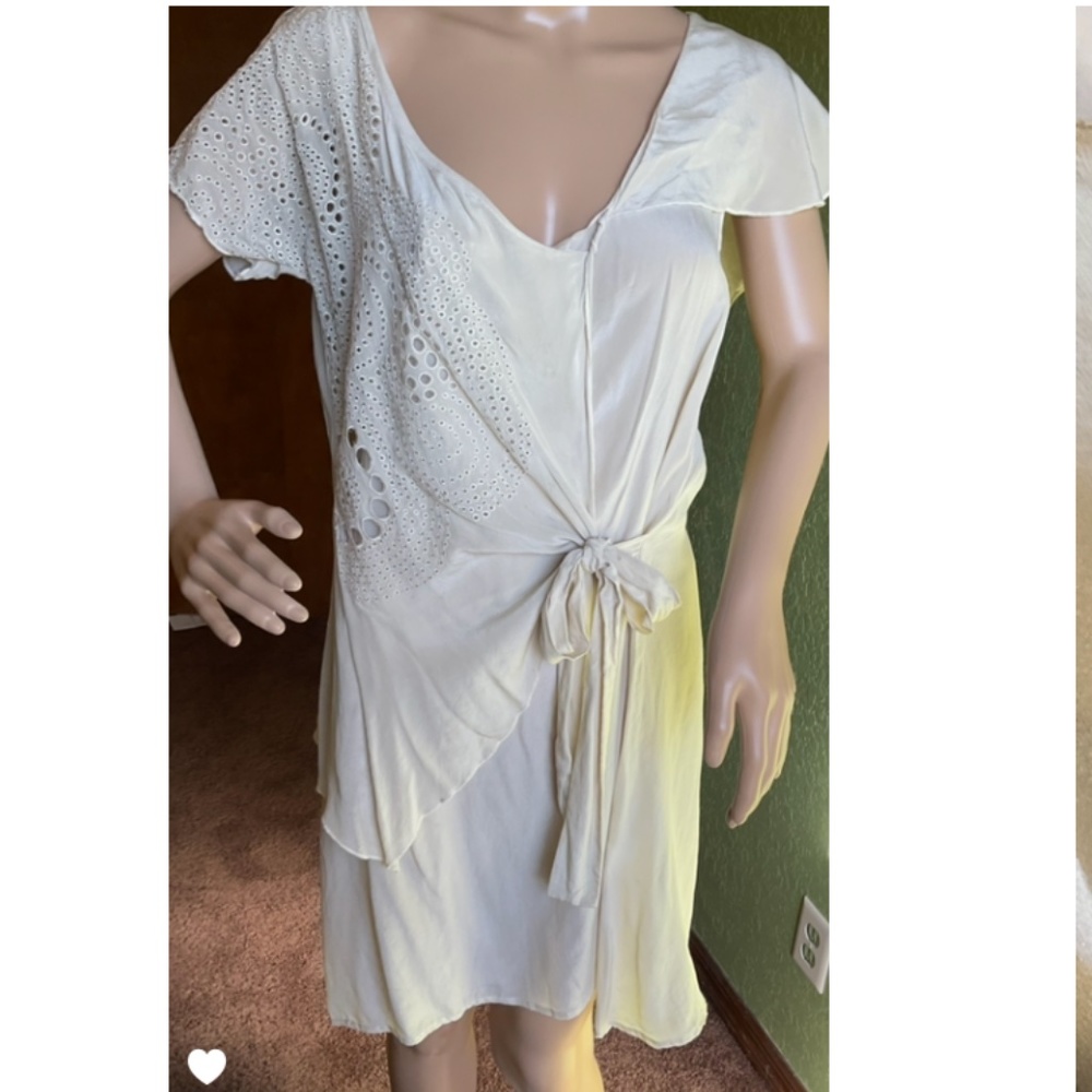 4 Love and Liberty Silk Eyelet Short Sleeve Ivory Dress Small